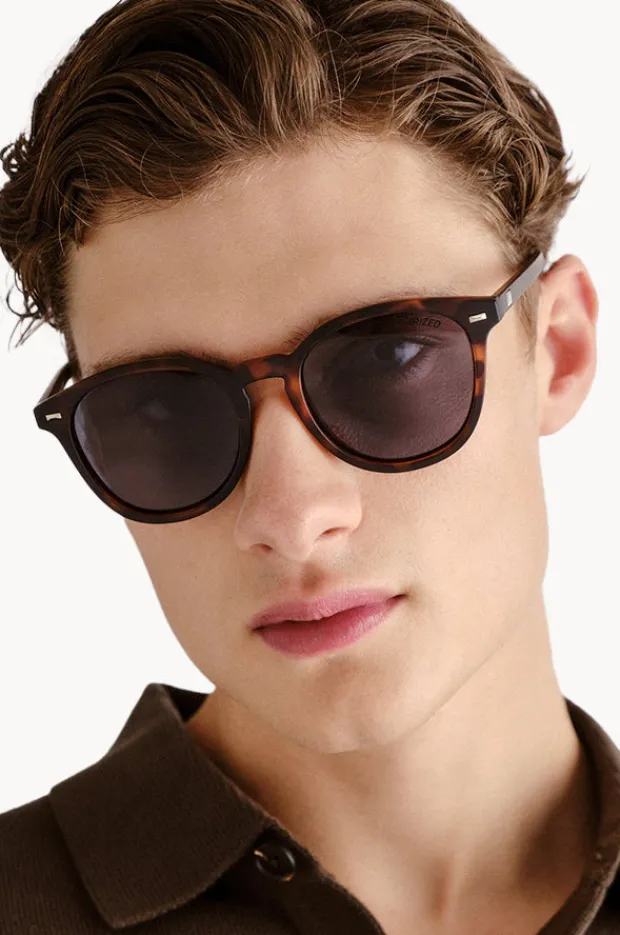 Women Le Specs Bandwagon Sunglasses