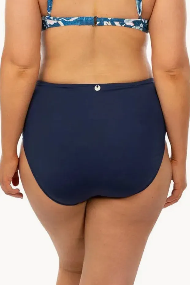 Women Sunseeker Basix Slim Line Retro Pant