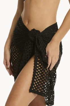 Women Sea Level Castaway Mid Length Mesh Wrap