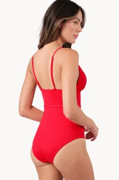 Women Une Piece Classic One Piece