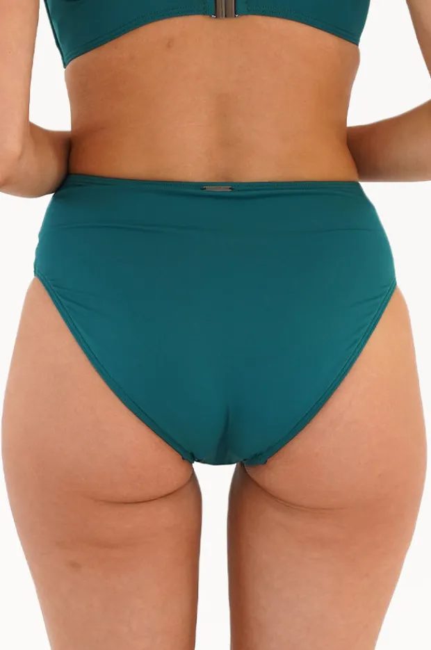 Women Moontide Contours High Ruched Front Pant