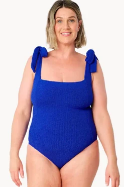 Women Une Piece Crinkle Classic Square Neck One Piece