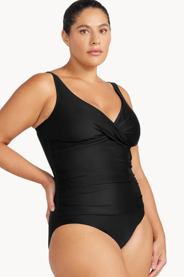 Women Artesands Delacroix One Piece