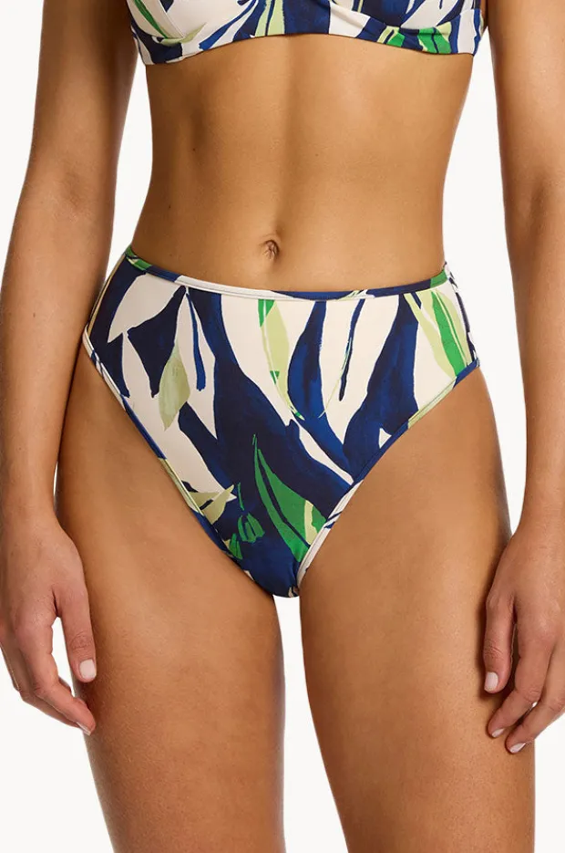 Women Jets Fauna High Leg High Waist Pant
