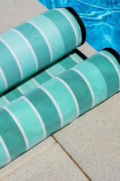 Acqua Boss With Envy Water Hammock