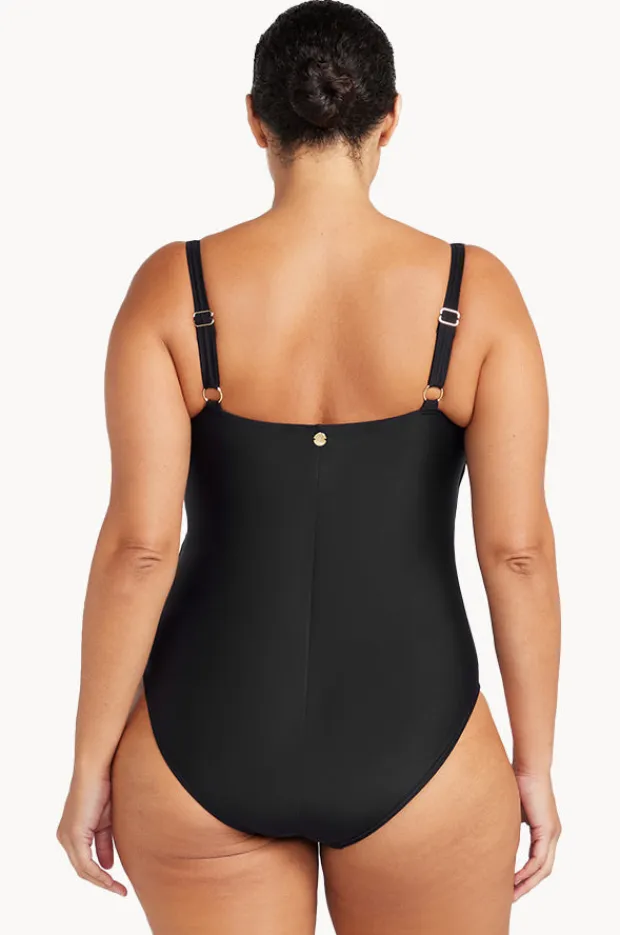 Women Artesands Hayes D/DD Cup One Piece