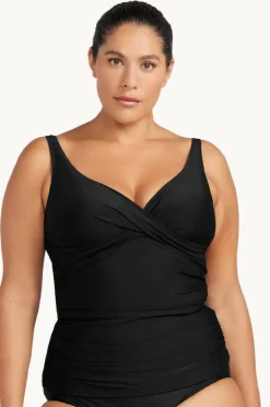 Women Artesands Hues Delacroix Singlet