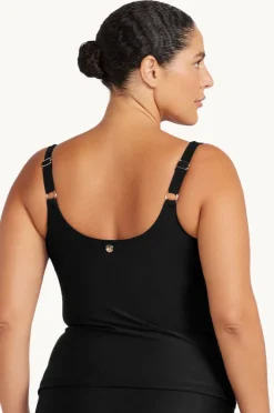 Women Artesands Hues Delacroix Singlet
