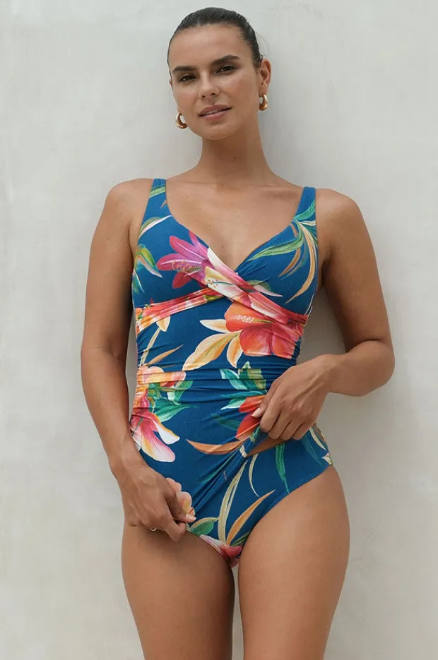 Women Nip Tuck Hula Hula Louise Ruched Singlet