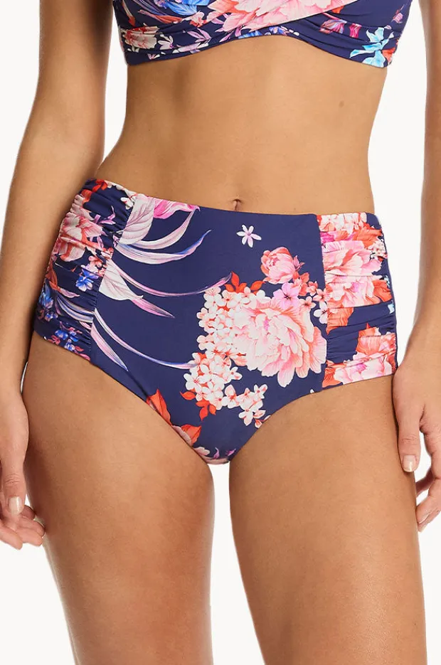 Women Sea Level Indochine Gathered High Waist Pant