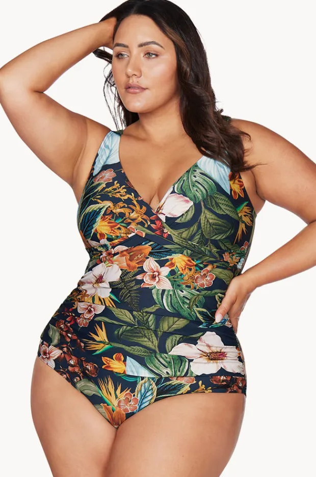 Women Artesands Into The Saltu Delacroix One Piece