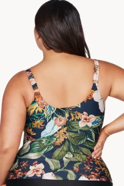 Women Artesands Into The Saltu Delacroix Tankini Separate