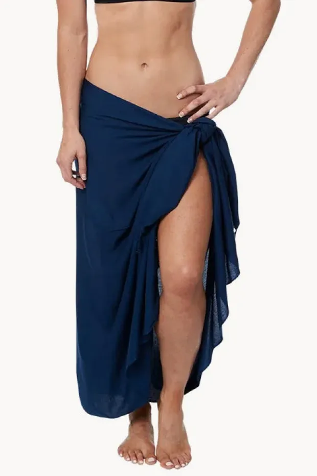 Women Sundrenched Long Plain Fringed Sarong
