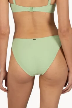 Women Baku Malibu Regular Pant