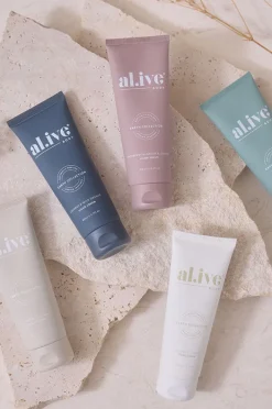 Women Al.ive Body Mango & Lychee Hand Cream 80ml