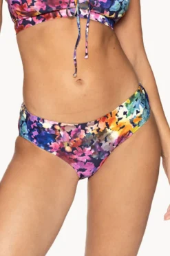Women Nip Tuck Petunias Louise Mid Pant