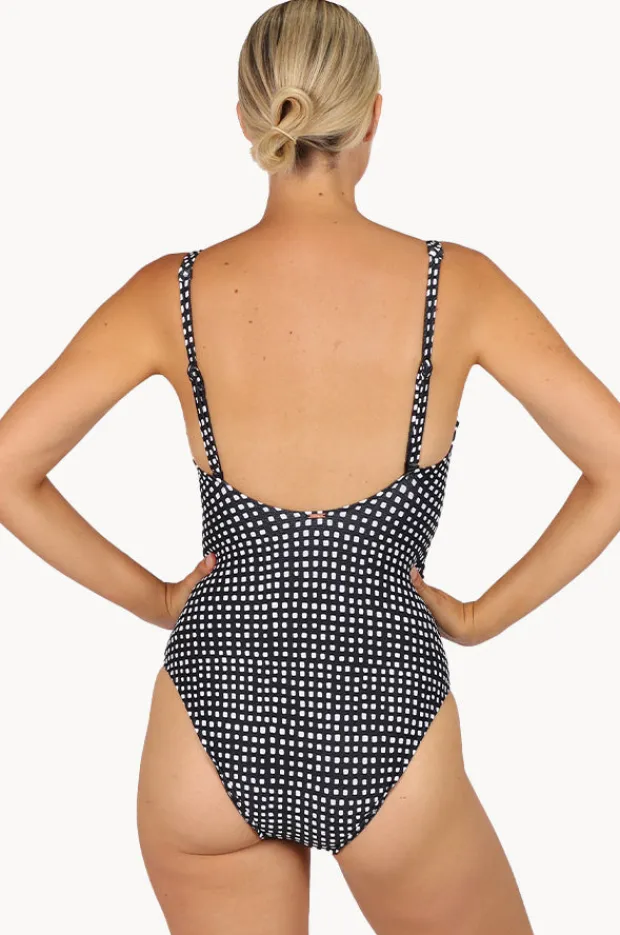 Women Baku Picnic Point D/E Cup Wrap One Piece