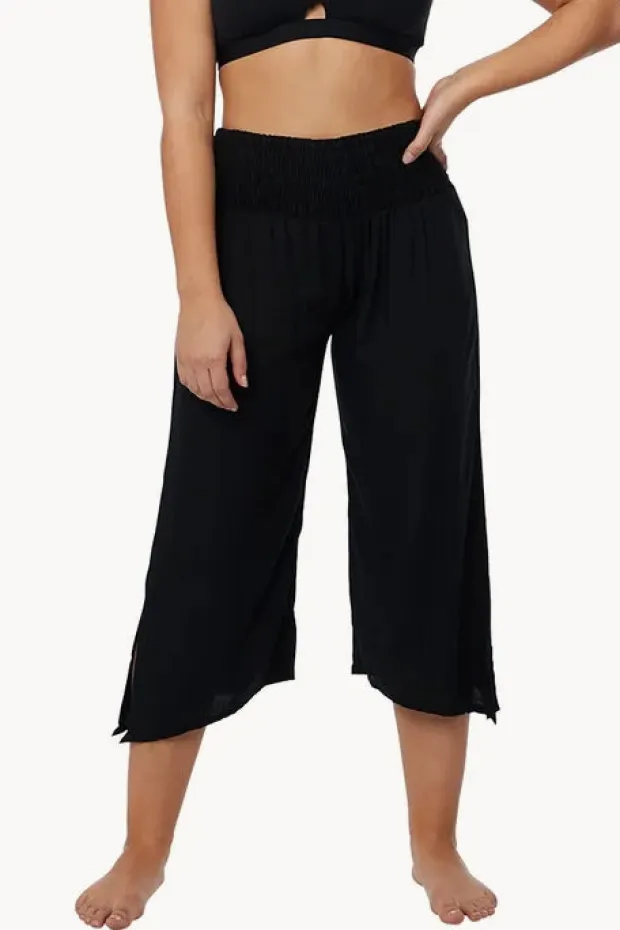 Women Go Girl Plain 3/4 Rouched Tie Pants