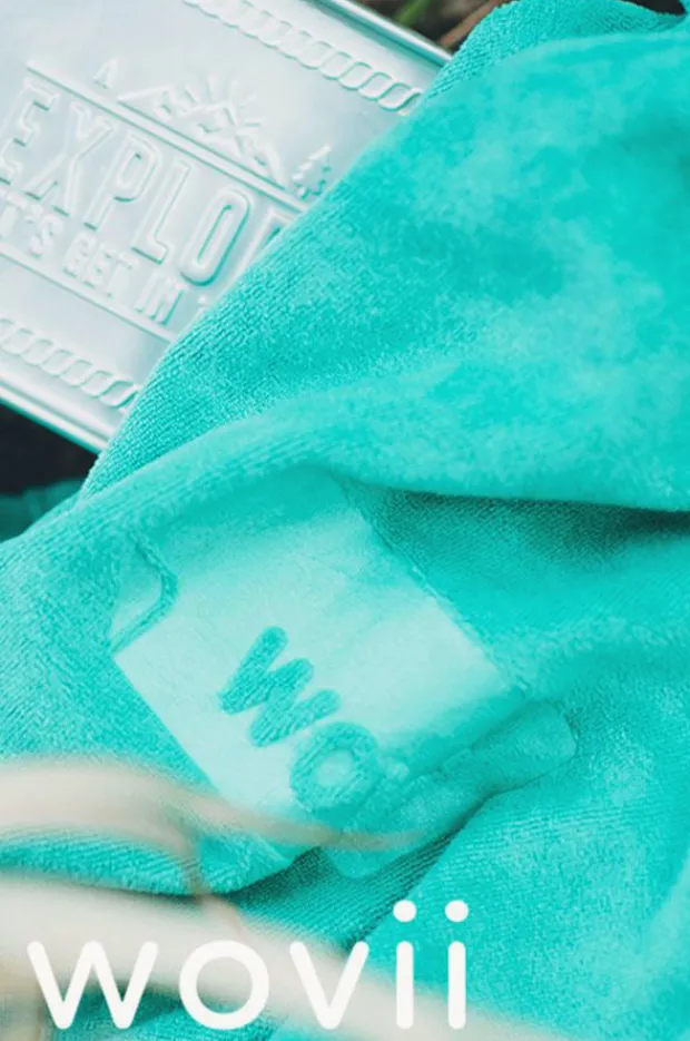 Women Wovii Plain Jumbo Microfibre Towel