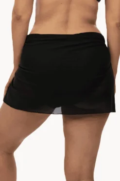 Women Capriosca Plain Mesh Short Sarong