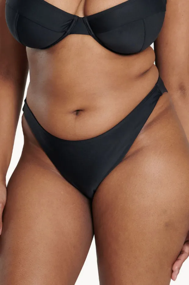 Women Raq Apparel Plain 90's Brief