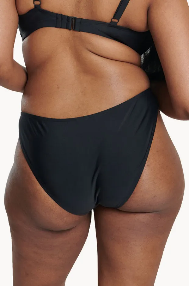 Women Raq Apparel Plain 90's Brief