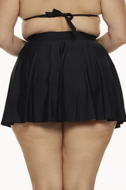 Women Capriosca Plain Skater Skirt