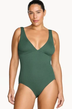 Women Artesands Recycled O'Keefe One Piece