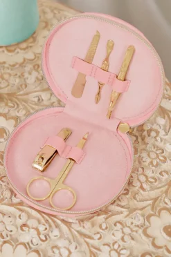 Women Annabel Trends Scalloped Manicure Set