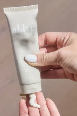 Women Al.ive Body Sea Cotton & Coconut Hand Cream 80ml