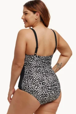 Women Funkita Snow White DD/E Cup Twist Front One Piece
