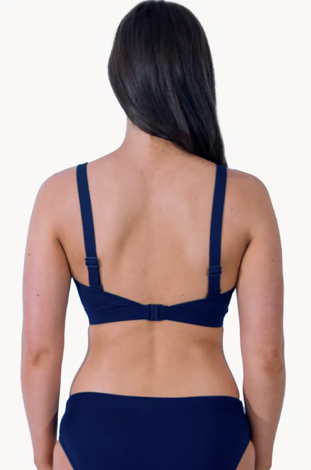 Women Base Swim Sports Multi Fit Crop