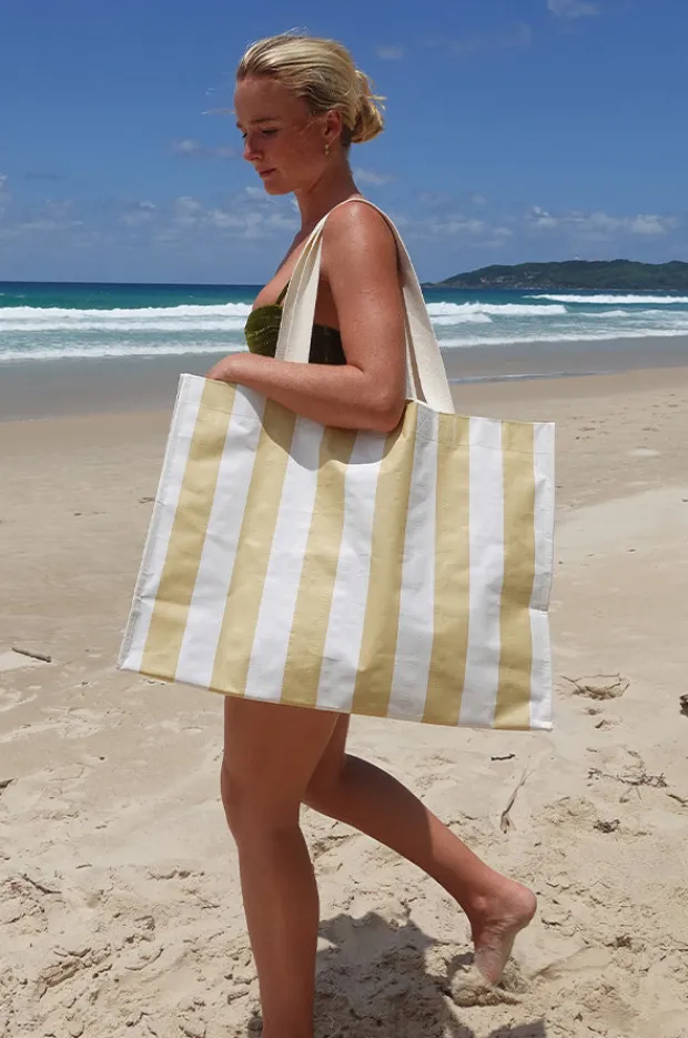Women Sunny Life Stripe Carryall Beach Bag