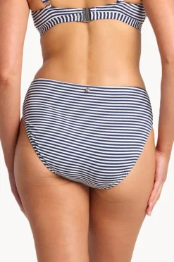 Women Sunseeker Summer Surf Mid Rise Pant