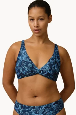 Women Monte u0026 Lou Taylor Multi Fit Twist Crop