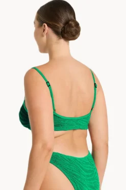 Women Bond-eye Tiger Saint Strap Crop