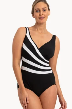 Women Poolproof Vogue Fan Splice Tank One Piece