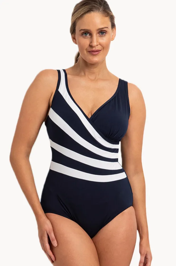 Women Poolproof Vogue Fan Splice Tank One Piece