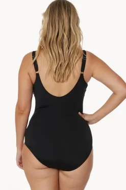 Women Poolproof Wave Spliced DD/E Cup One Piece