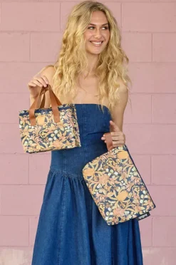 Kollab Wildflower Clutch